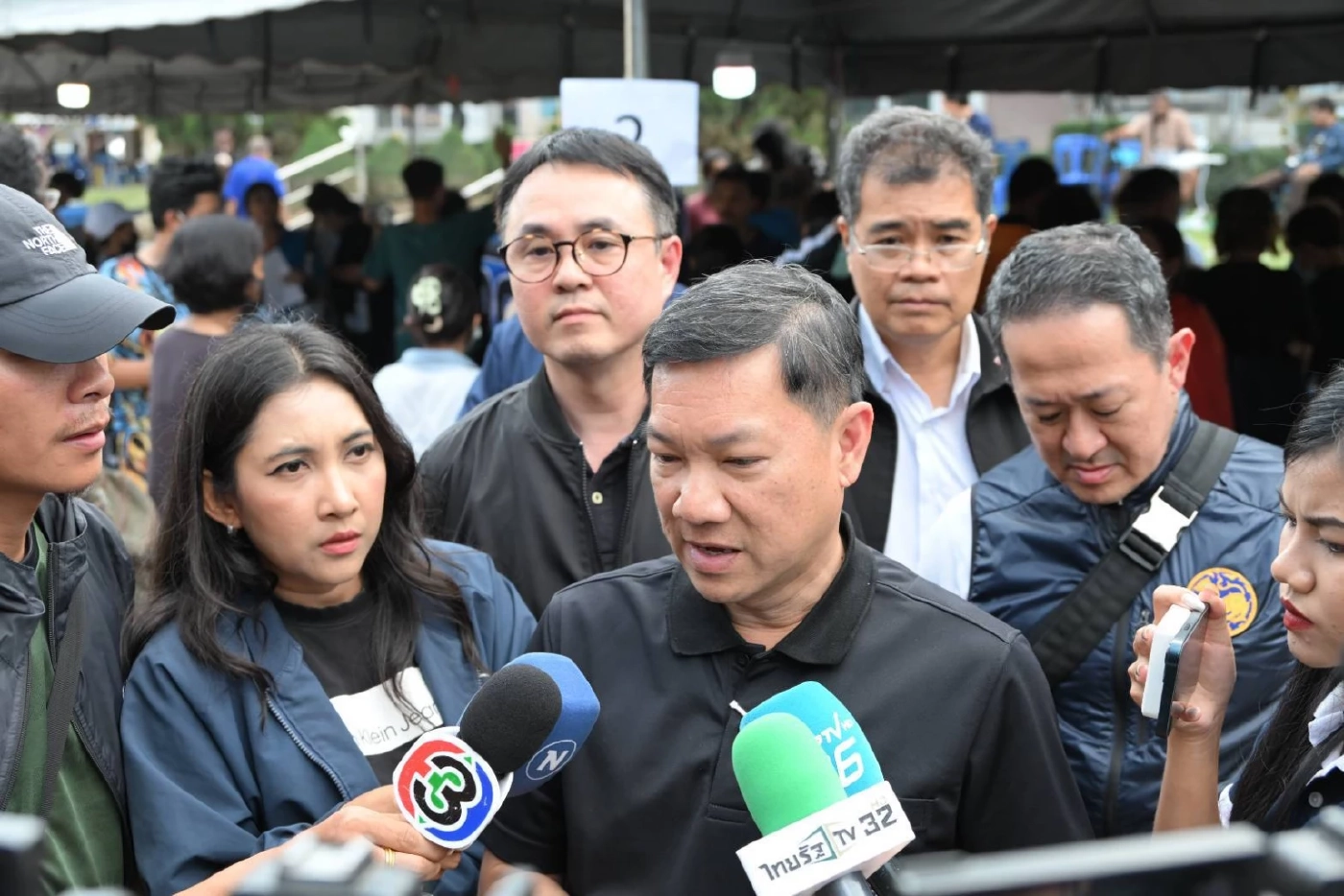 "ปลัดมหาดไทย" สั่งจัดผลัดเวรเจ้าหน้าที่คีย์ข้อมูลขอรับเงินเยียวยา 9,000 บาท ตลอด 24 ชั่วโมง