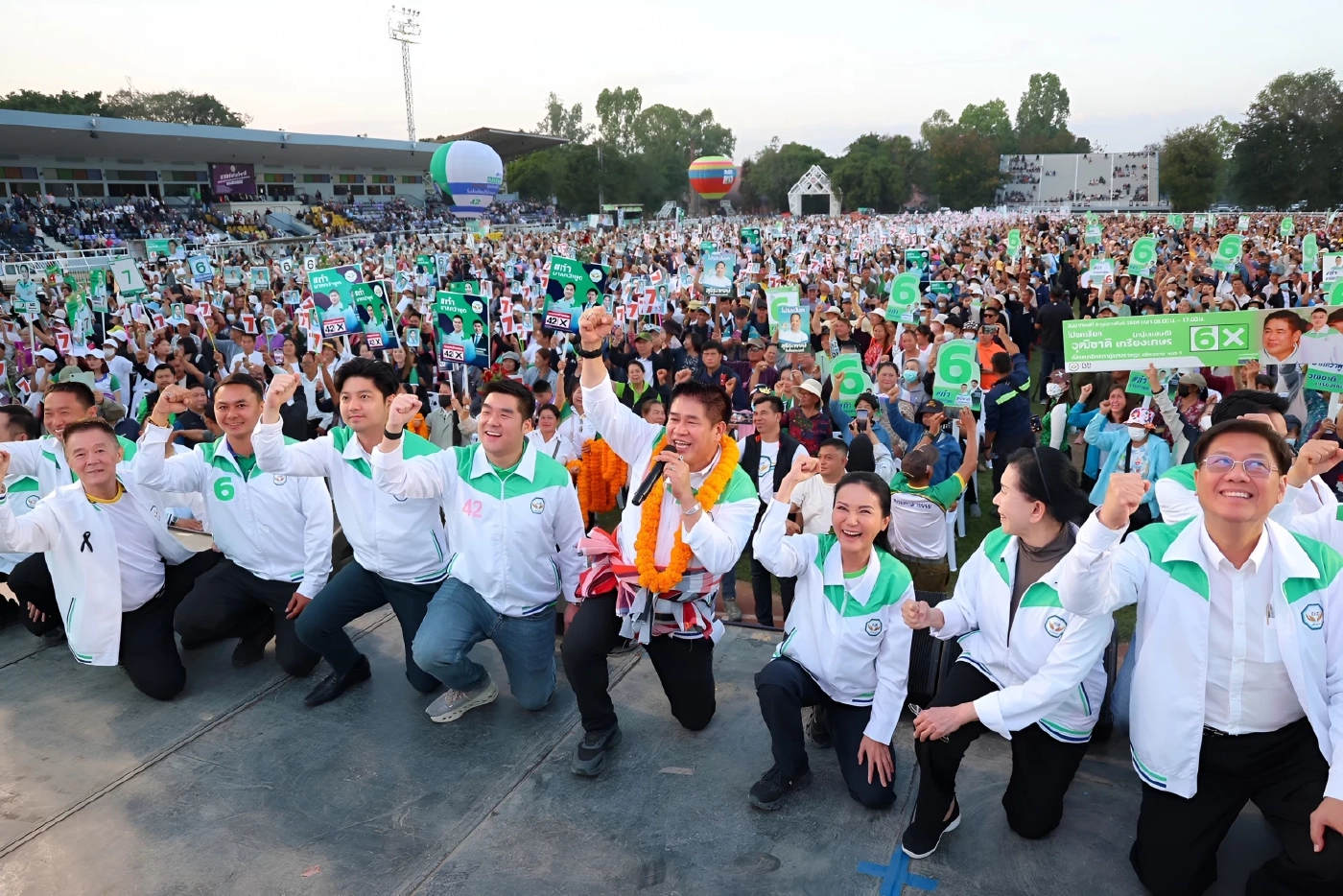 "ธรรมนัส" หาเสียงเชียงราย ย้ำ "พรรคกล้าธรรม" เป็นพรรคคนเหนือ ไม่เป็นอีแอบ