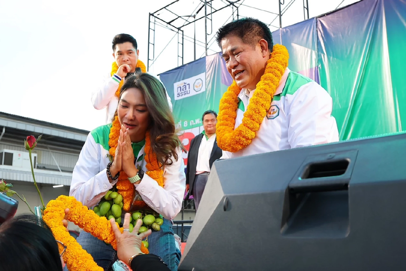 คลิปธรรมนัส แว้นฟ้อเปิดตัวขี่มอเตอร์ไซค์ช่วย หาเสียงปทุมธานี