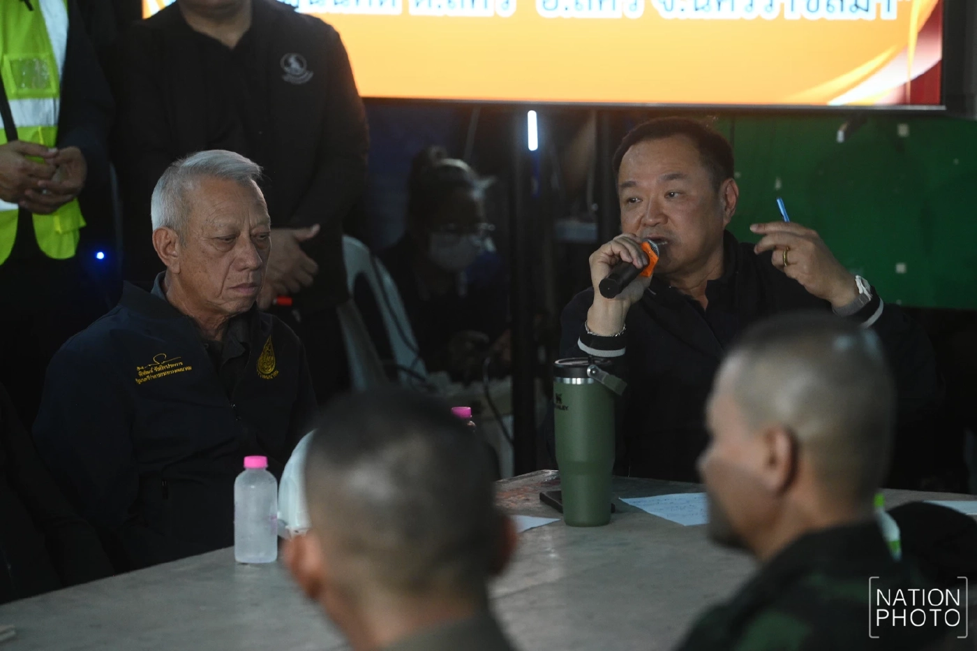 นายกฯ ตรวจเหตุเครนถล่มใส่รถไฟ ลั่นเยียวยาหลักหมื่น เป็นใครก็รับไม่ได้