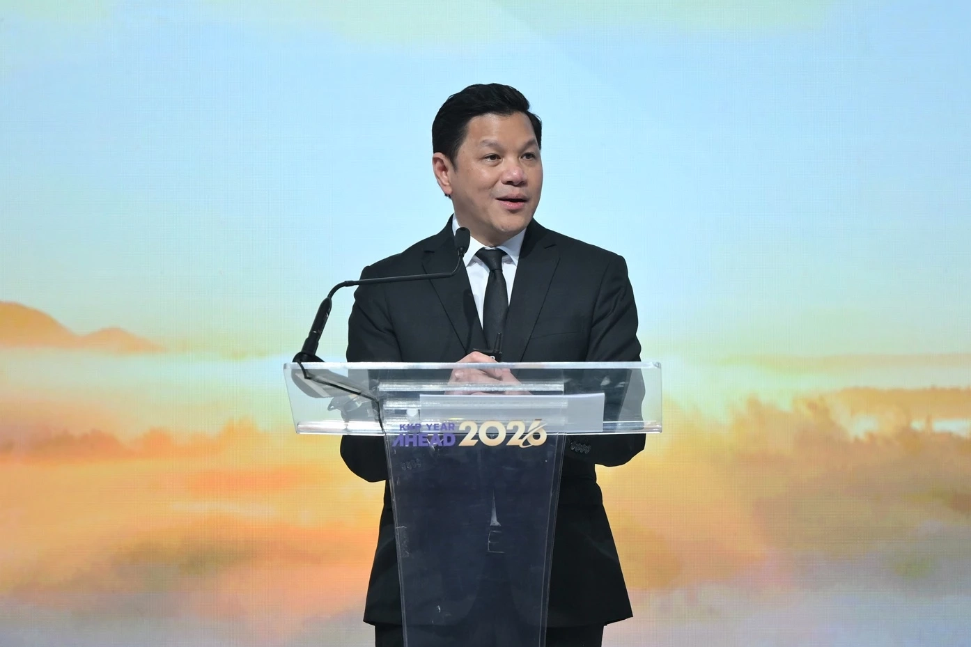 วิทัย รัตนากร ผู้ว่าการธนาคารแห่งประเทศไทย