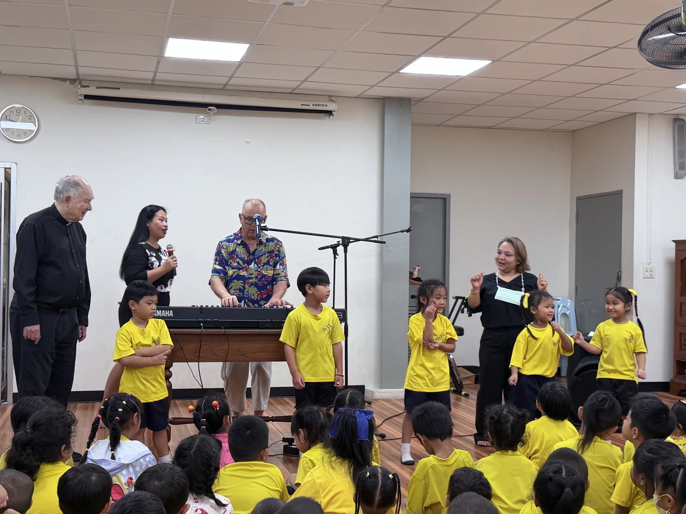 สถานทูตอิสราเอลนำเสียงดนตรี-ความสุข มาสู่เด็กๆ ณ ศูนย์เมอร์ซี่