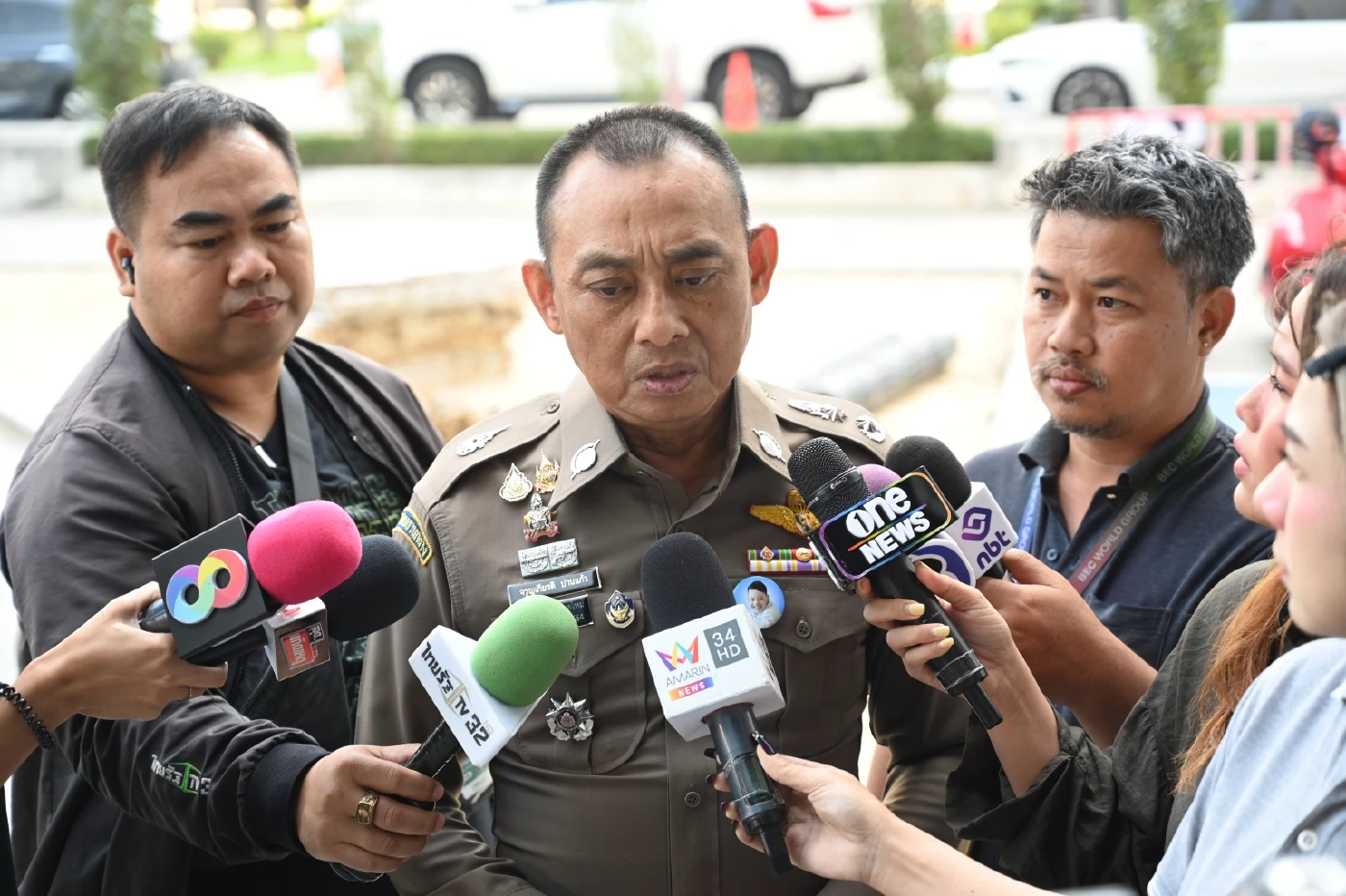 พล.ต.ต.จรูญเกียรติ ปานแก้ว หรือ บิ๊กเต่า รอง ผบช.ก. 