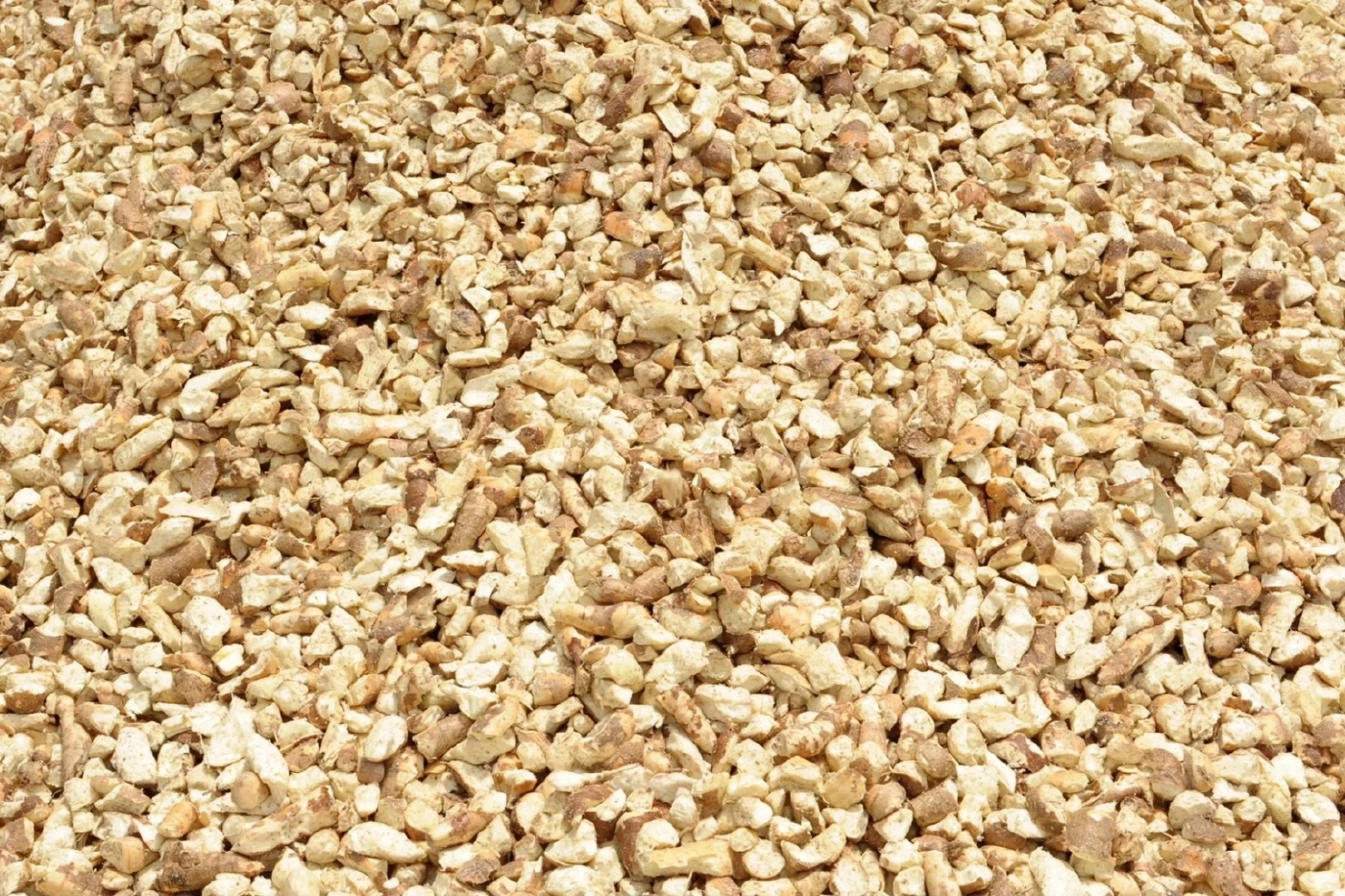 พาณิชย์ปลื้มส่งออกมันสำปะหลังทะลุเป้า 8.25 ล้านตัน  เพิ่มขึ้น 26%