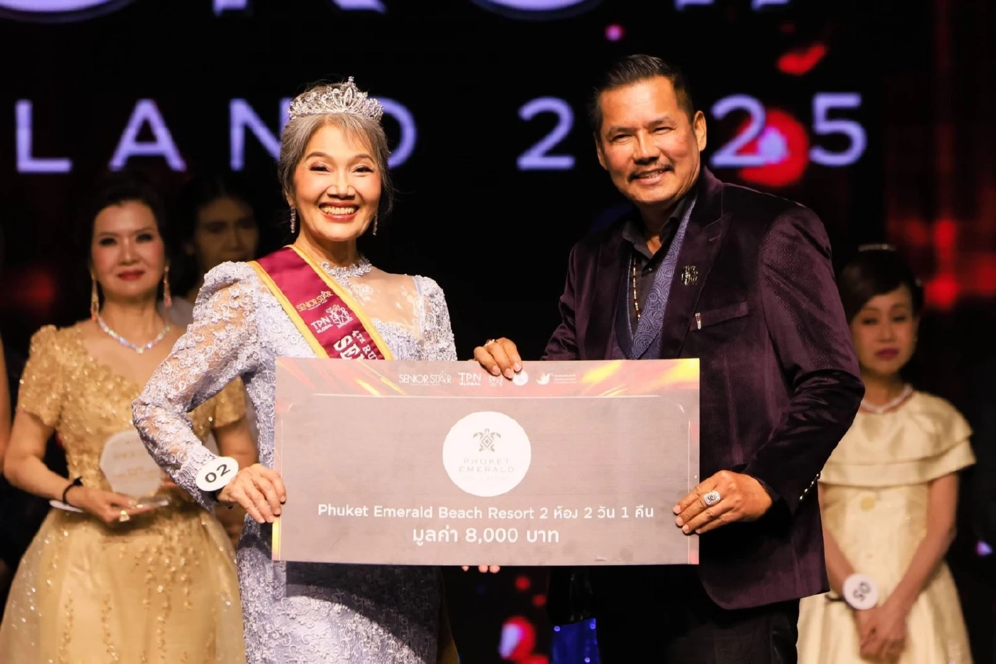 ดาววัยเก๋า! “แม่วรรณ–พ่อแดง” คว้ามงกุฎ Senior Star Thailand 2025