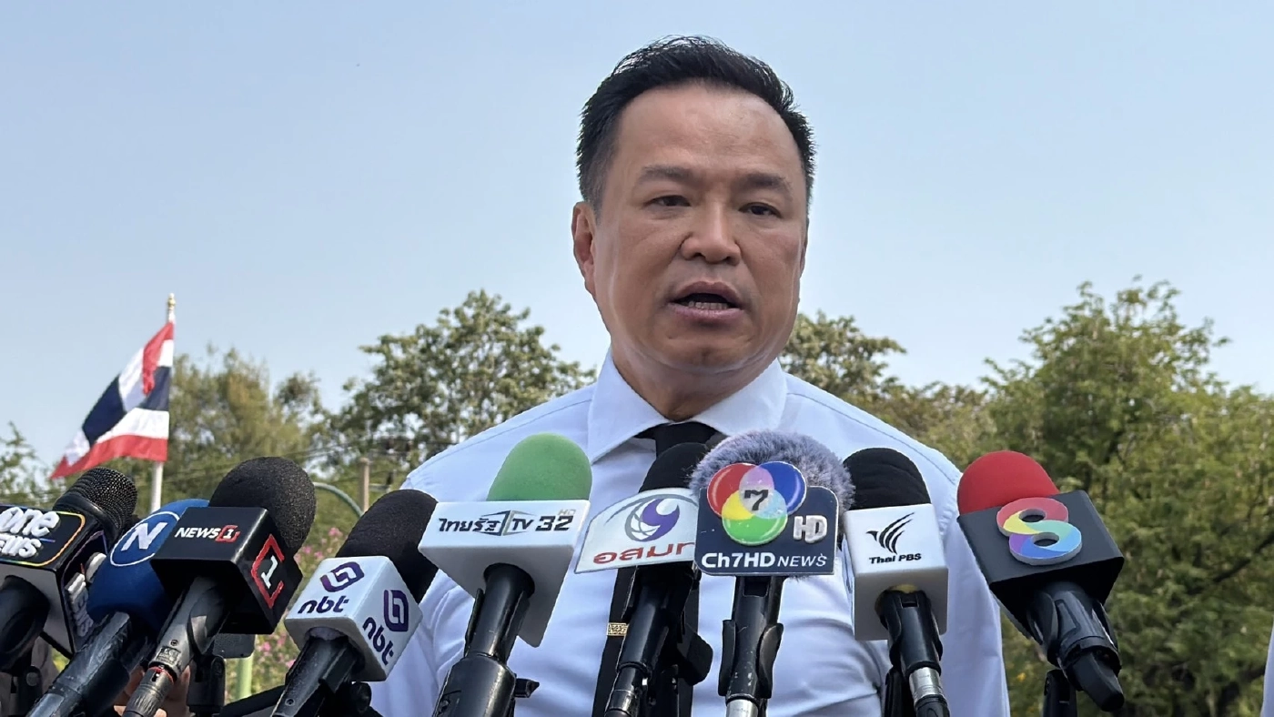 "นายกฯ" กำชับให้ "มทภ.4" ดูแลเหตุป่วนปั๊มน้ำมัน 3 จ.ชายแดนใต้ รับโยงทั้งเรื่อง "การเมือง-ก่อการร้าย"