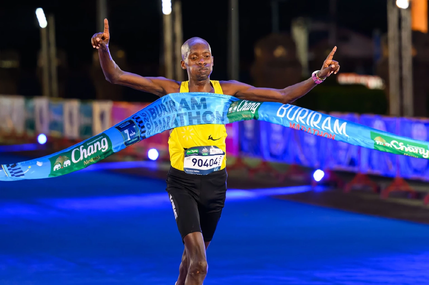 บุรีรัมย์ มาราธอน 2026 สัญชัยผงาดแชมป์สมัย 7 นักวิ่งร่วมเฉียด 4 หมื่น