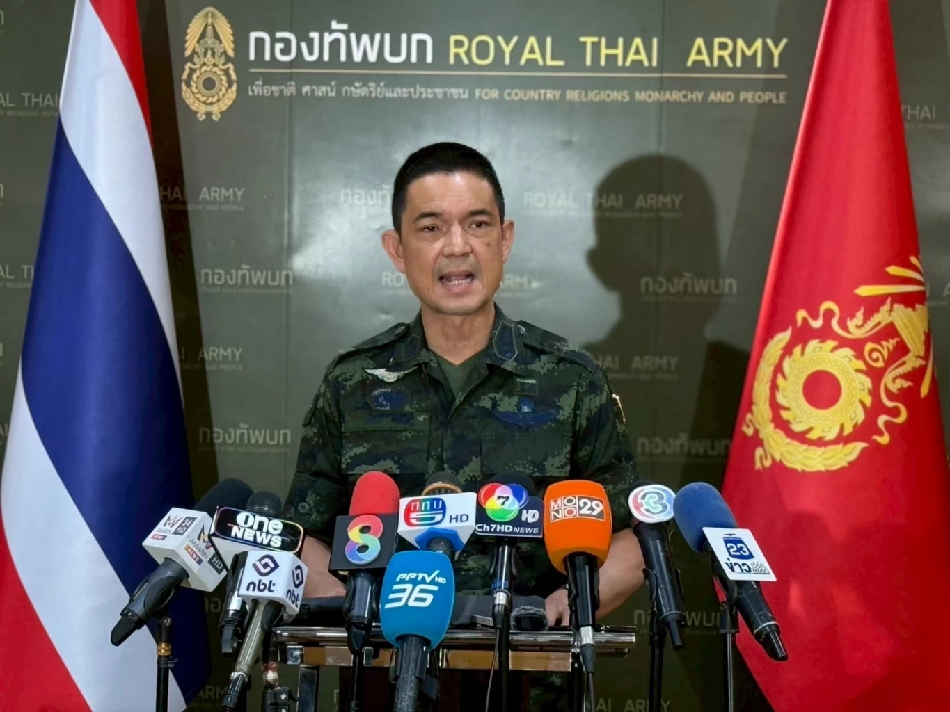 พลตรี วินธัย สุวารี โฆษกกองทัพบก