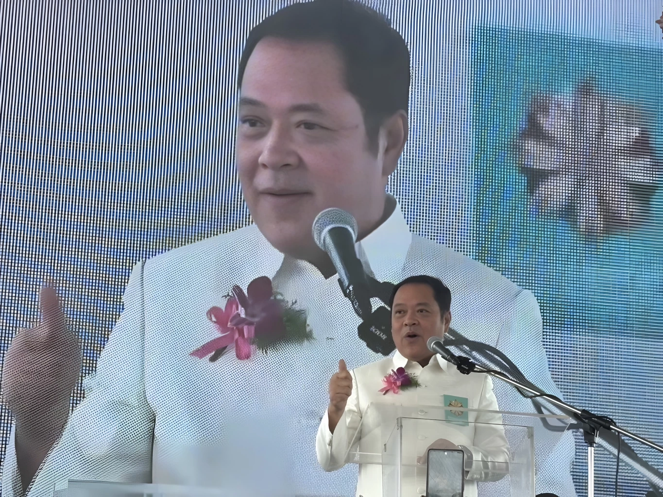 "พ.ต.อ.ทวี" เขย่าสนามปัตตานี ล้างหนี้ กยศ.-แก้ราคาเกษตร ดันรัฐธรรมนูญฉบับประชาชน