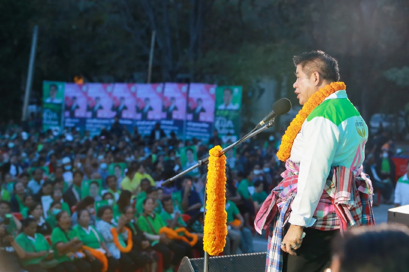 ผู้กองธรรมนัส ลุยโคราช กางแผนปฏิรูปที่ดิน แก้หนี้เกษตรกร – ครู