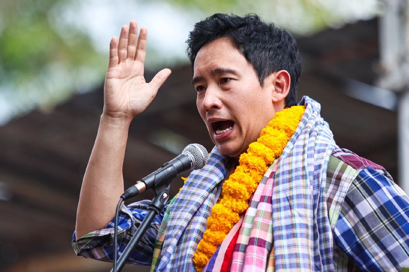 “ส้ม” ผิดไปแล้ว “ทหารมีไว้ทำไม”..ช้าเกินไปหรือเปล่า?