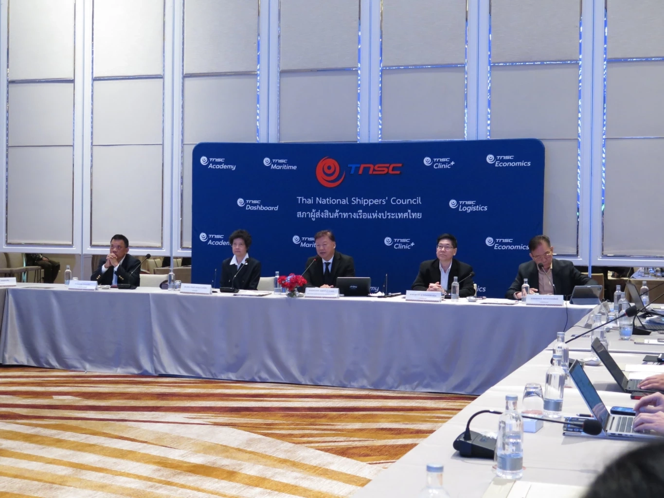 สรท. คาดส่งออกปี 69 โต 2-4% ห่วงผลกระทบบาทแข็งจี้รัฐดูแล