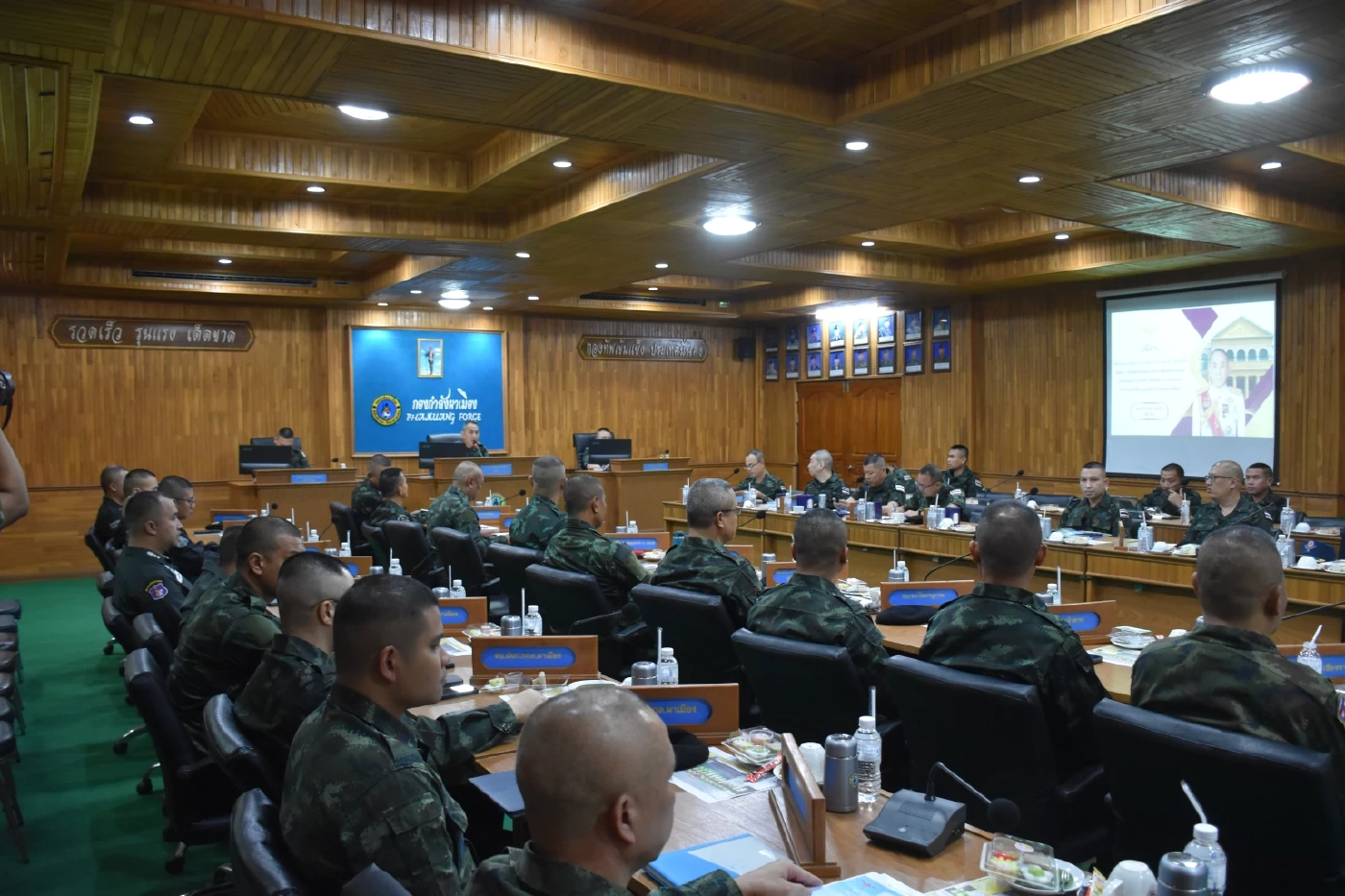 "ผบ.ทสส." ลงพื้นที่แม่สอด ตรวจแนวชายแดนตะวันตก ด้าน "ปลัดกลาโหม" ลงพื้นที่กองกำลังผาเมือง เชียงใหม่