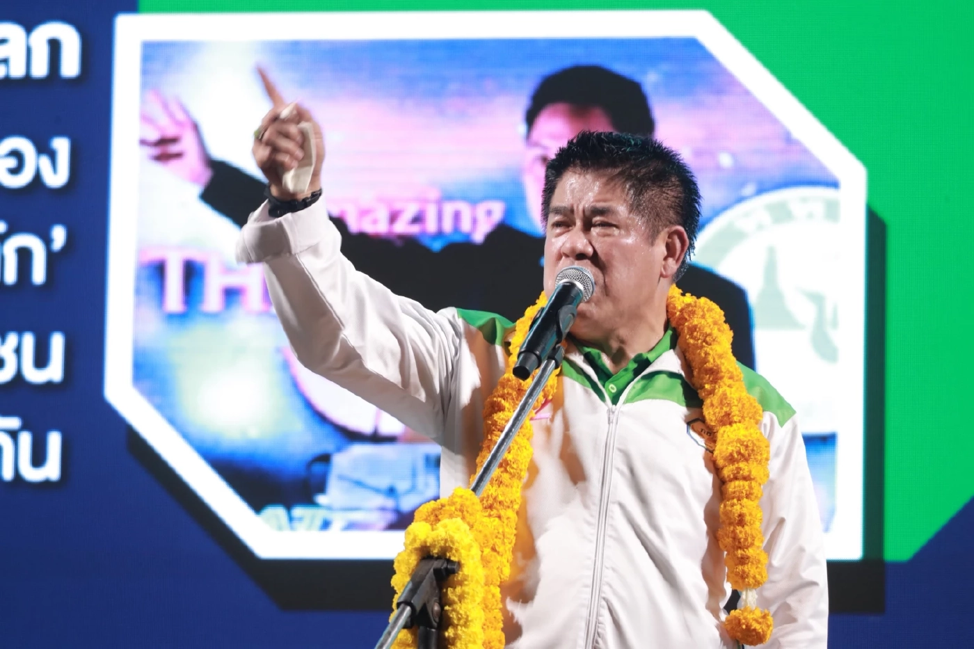 “กล้าธรรม” ปราศรัยใหญ่แปดริ้ว ปลุกกระแส “เอาคนทำงานจริง”