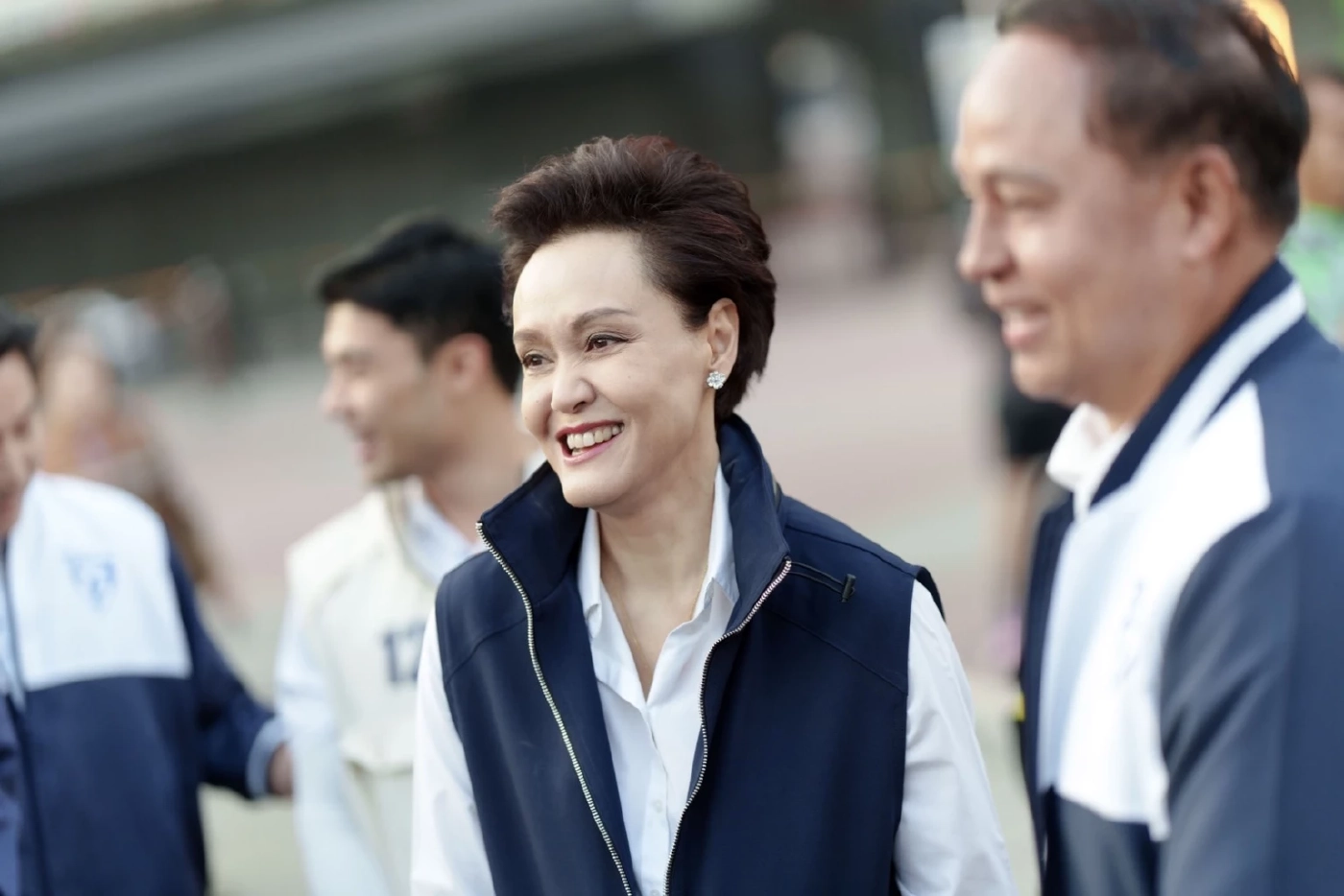 นางศุภจี สุธรรมพันธุ์ ในฐานะผู้ช่วยหาเสียงพรรคภูมิใจไทย และแคนดิเดต รองนายกรัฐมนตรี และรัฐมนตรีว่าการกระทรวงพาณิชย์ 