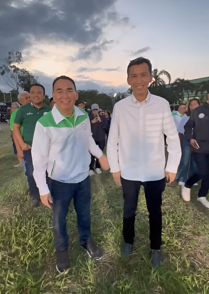 เปิดคลิปเคลียร์ใจ! “ชนนพัฒฐ์-เดชอิศม์” จับมือชูกล้าธรรมผงาดใต้