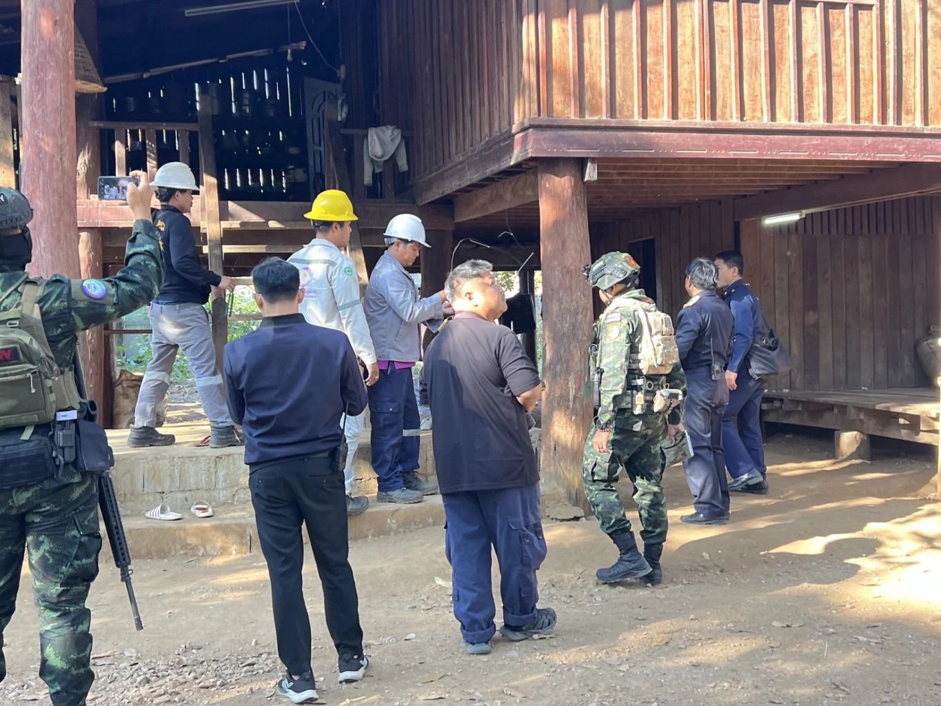 เปิดคลิป! ตำรวจไซเบอร์-กสทช.เปิดปฏิบัติการ ตัดสัญญาณอินเทอร์เน็ตสกัด "แก๊งคอลฯ" ชายแดน "ไทย-เมียนมา"