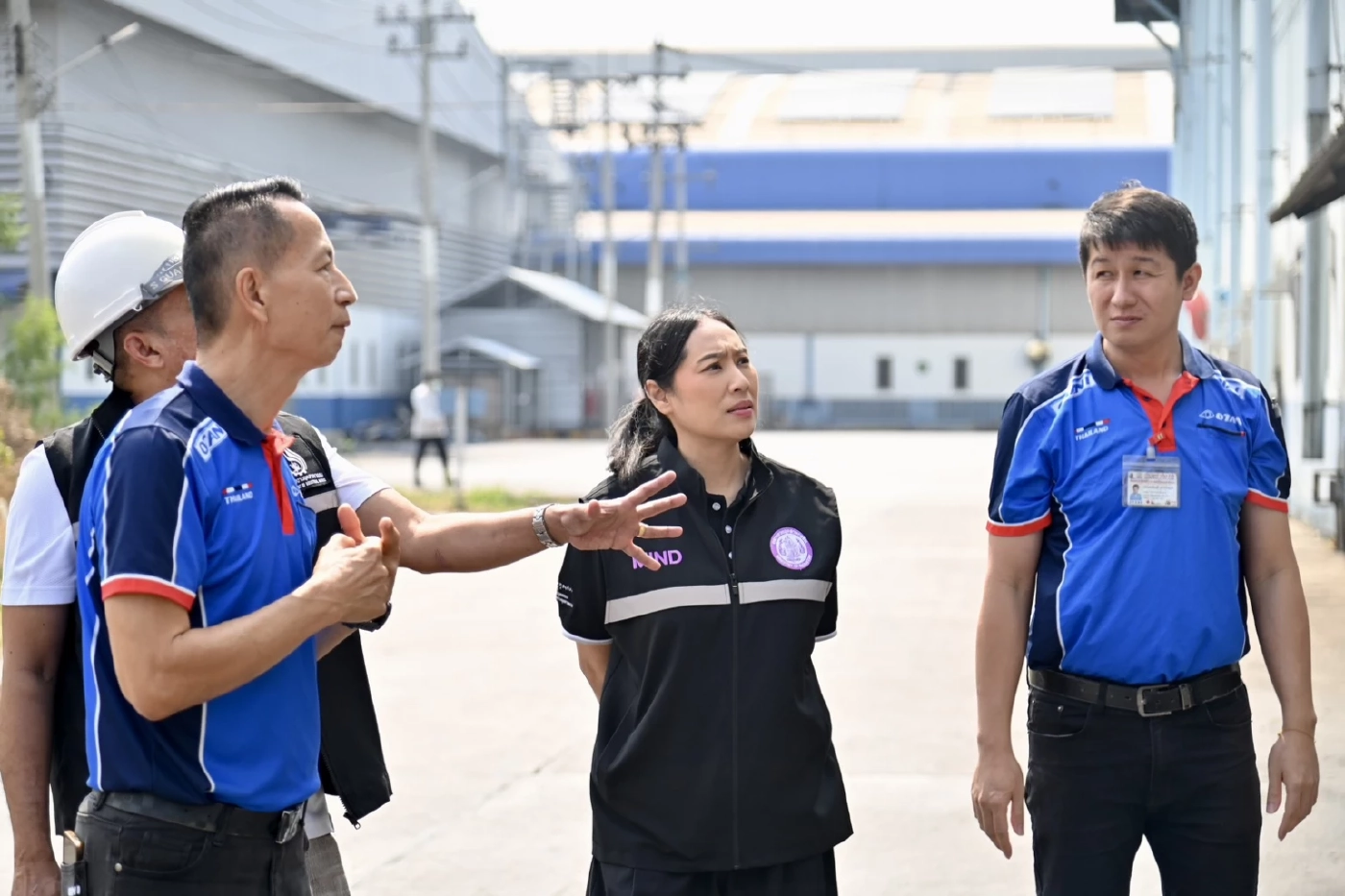 'เต็มเหนี่ยว' บุกโรงงานยางนครปฐม สั่งแก้ปมกลิ่นเหม็นรบกวนชุมชน ขู่ฟันตามกฎหมาย