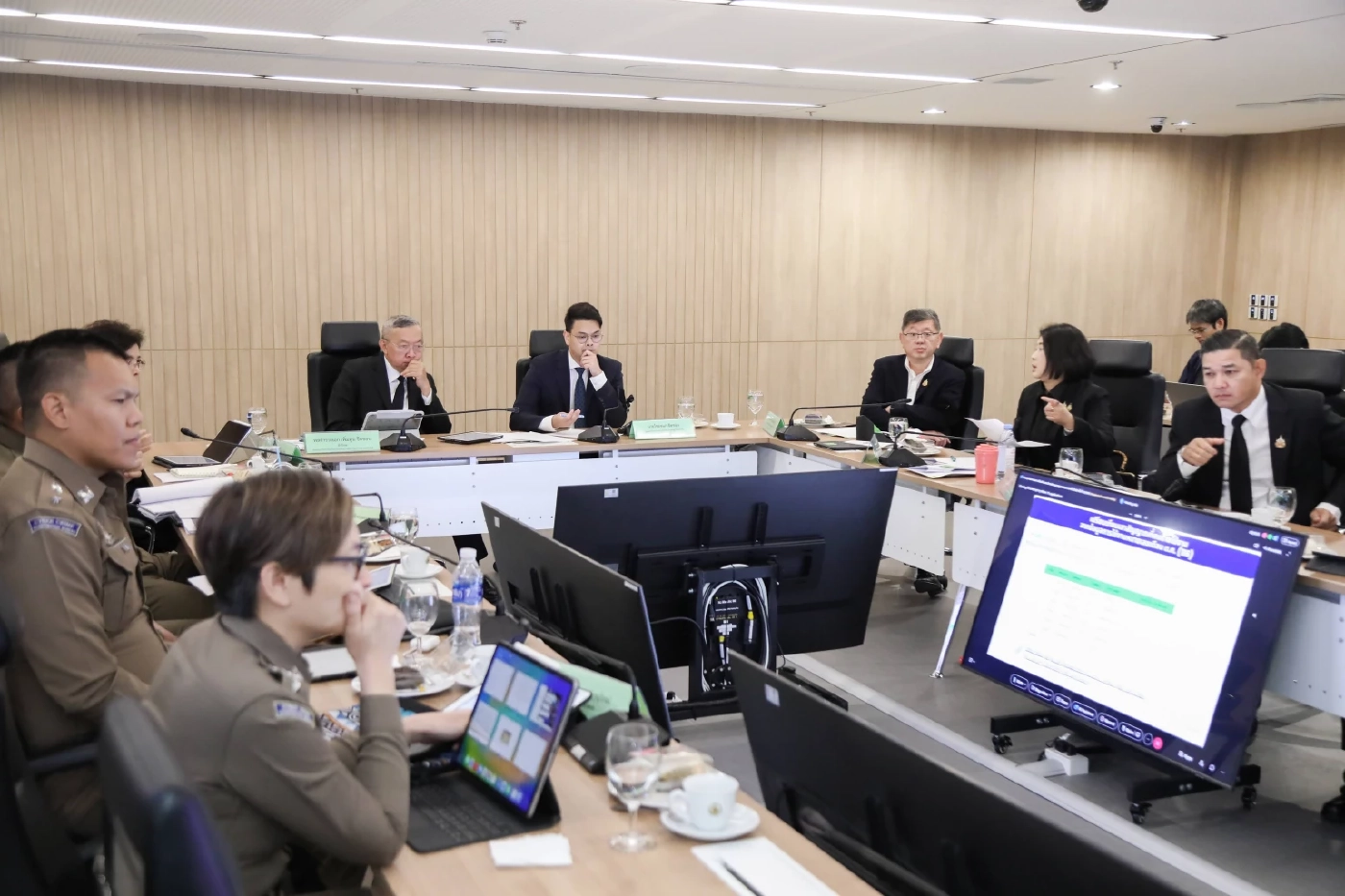 ไรเดอร์เตรียมเฮ “ดีอี-คมนาคม” ร่วมผลักดันแก้ กม.เพิ่มซีซีให้รถ จยย.สาธารณะ