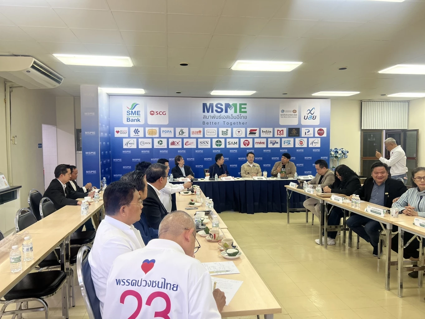 “เอกสิทธิ์ ปวงชนไทย”  ลั่น พร้อมยกเครื่อง "เอสเอ็มอี" ทั้งระบบ หนุนรายเล็ก-ย่อยยืนได้