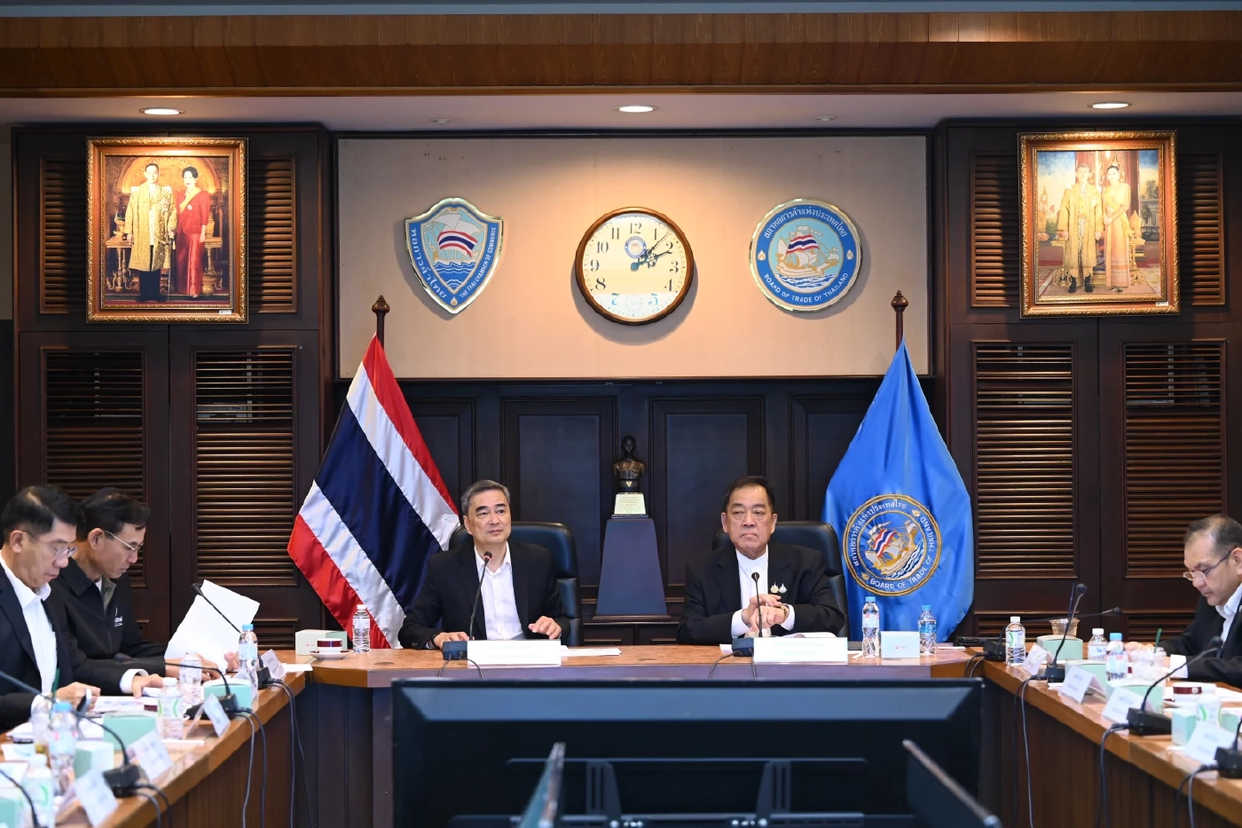 หอการค้าไทย ถก พรรคประชาธิปัตย์ ชง 6 วาระแห่งชาติเร่งด่วน