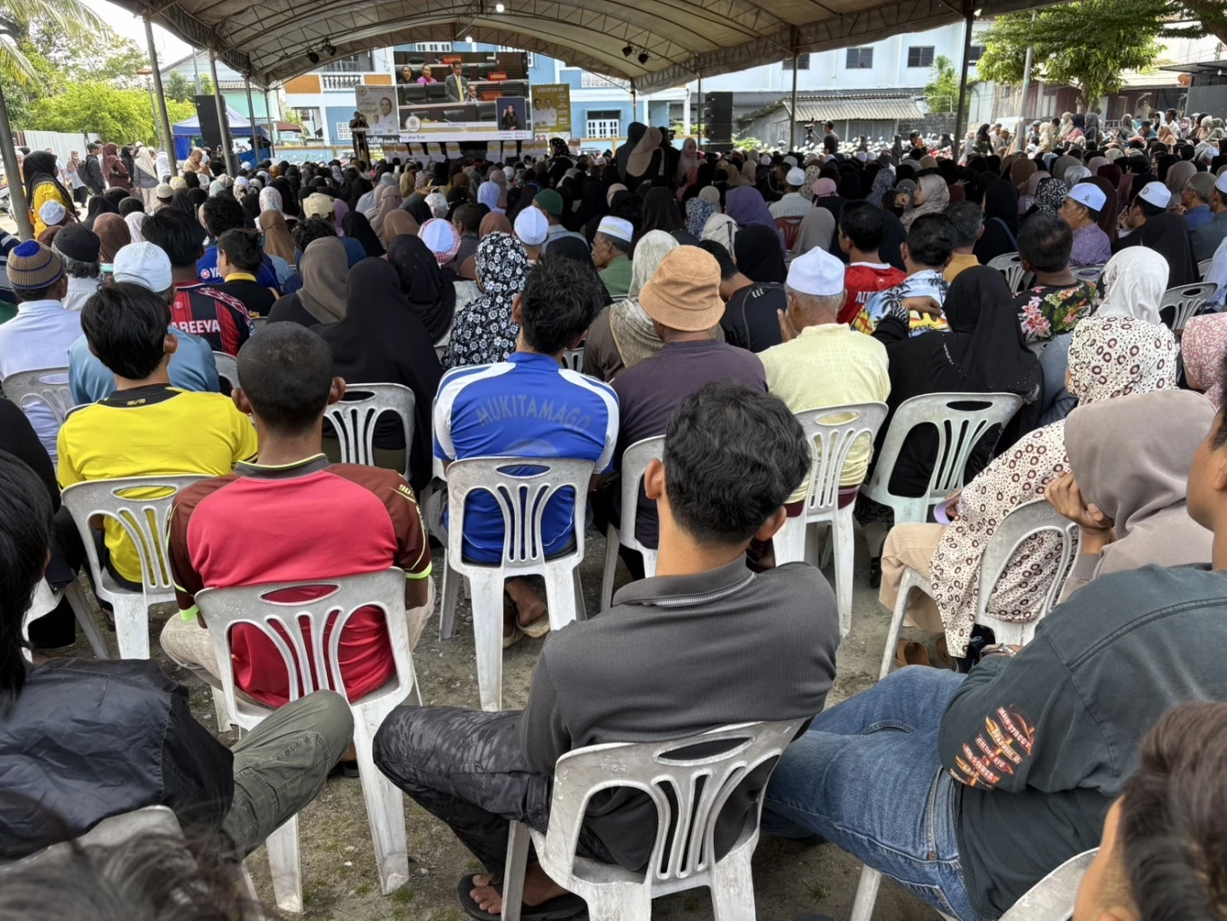 "พ.ต.อ.ทวี" เขย่าสนามปัตตานี ล้างหนี้ กยศ.-แก้ราคาเกษตร ดันรัฐธรรมนูญฉบับประชาชน