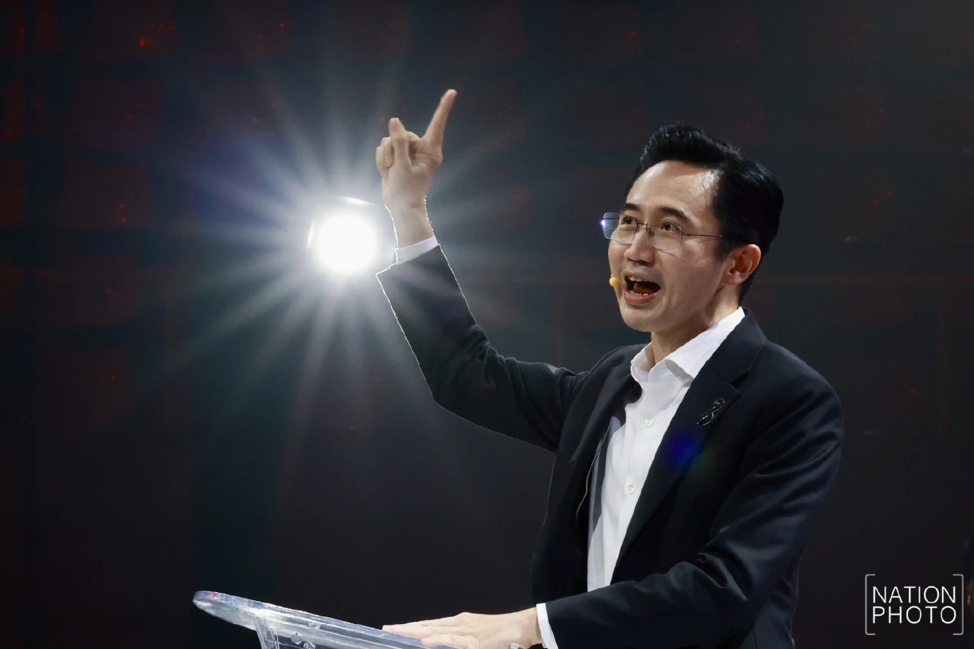 ดร.ยศชนัน วงศ์สวัสดิ์