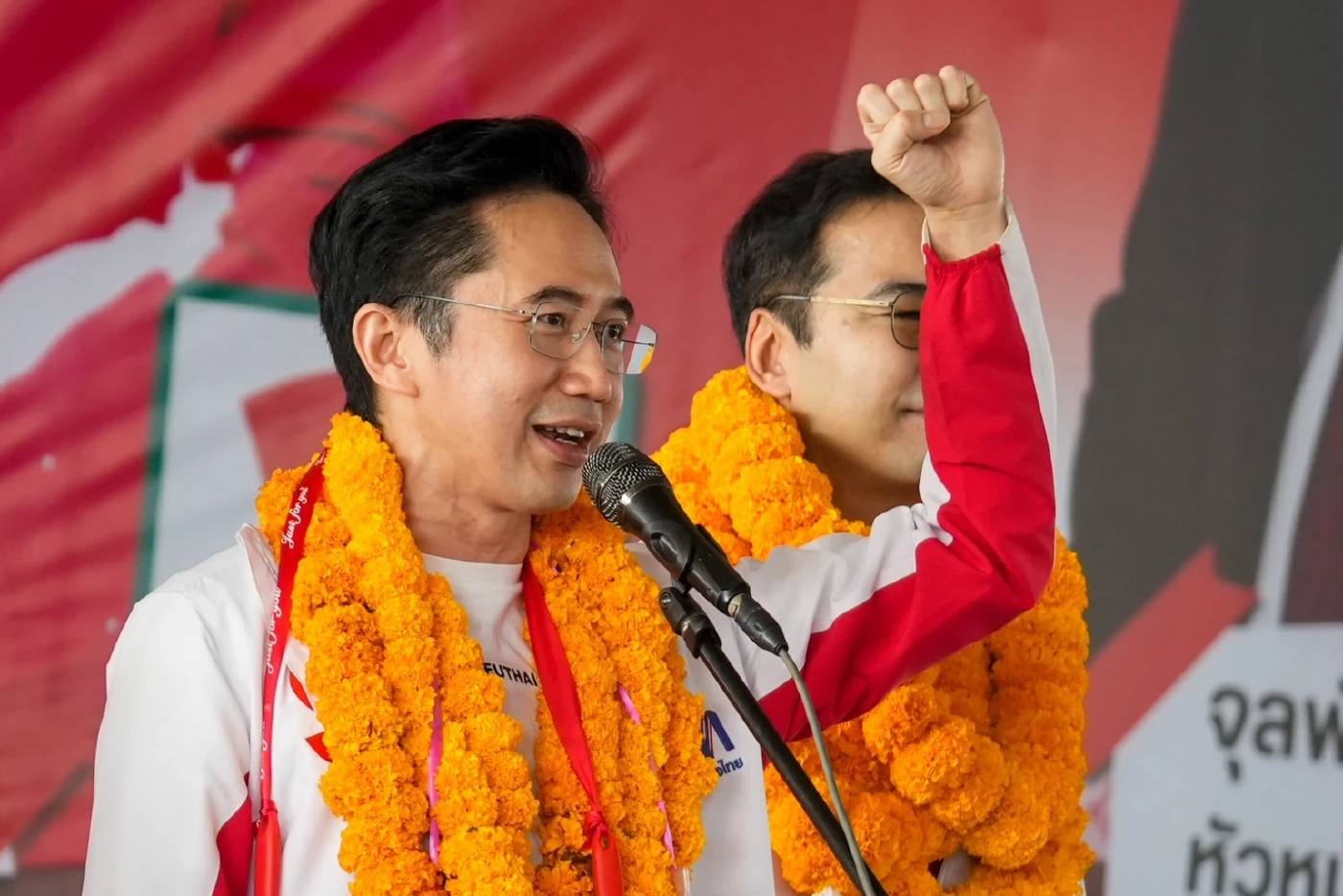 “ยศชนัน” ลุยเชียงใหม่ ลั่นนโยบายเพื่อไทย ทำได้เพราะหาเงินเป็น