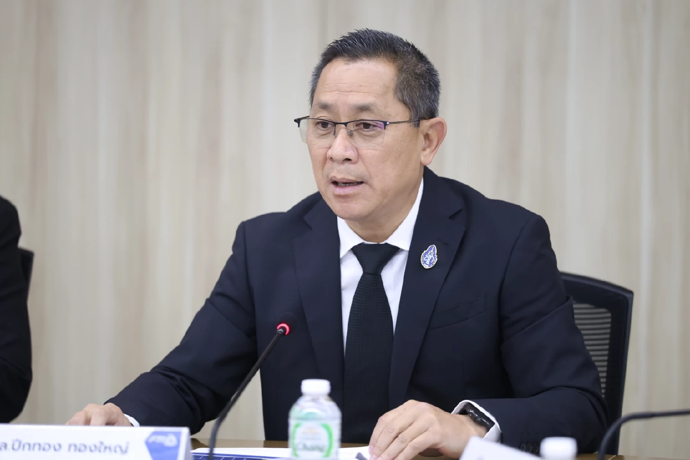 'ปมชายแดนไทยกัมพูชา - บาทแข็ง' ทุบดัชนีเชื่อมั่นภาคอุตฯ