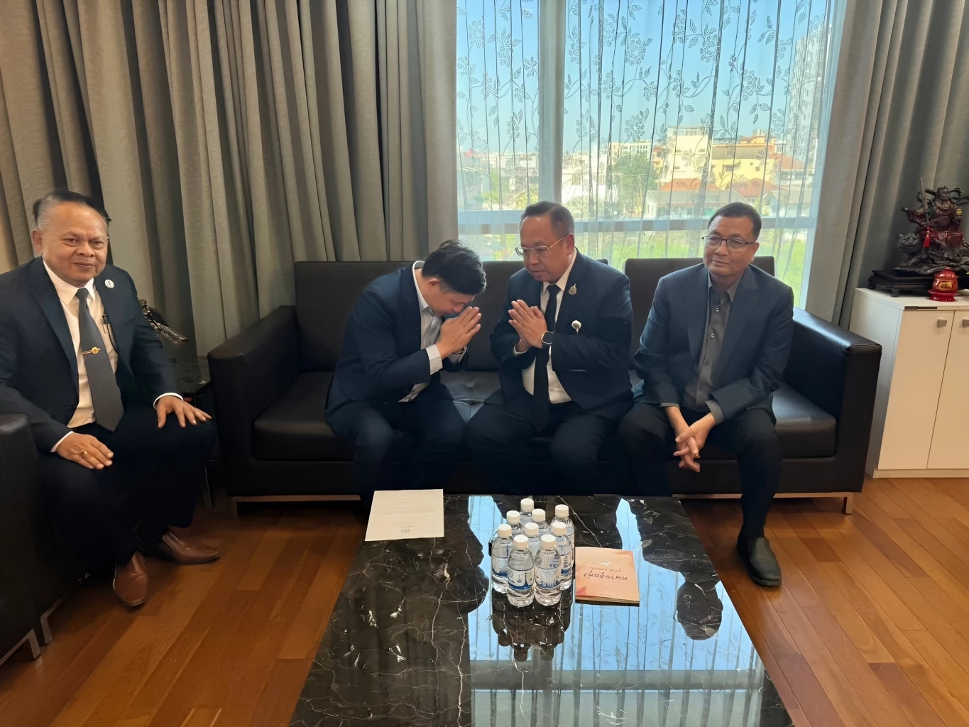 "ทนายแก้ว" ยื่นหนังสือลาออก จาก กรรมการฯ สำนักอบรมวิชาว่าความ ต่อ "นายกสภาทนายความ"