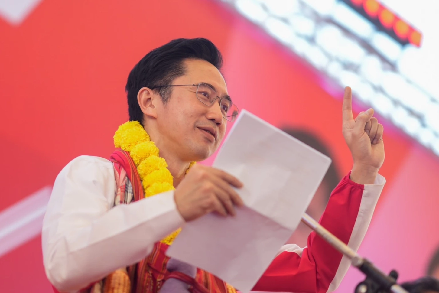 “ยศชนัน” มั่นใจเพื่อไทยปักธงพะเยาทั้ง 3 เขต แม้การแข่งขันรุนแรง