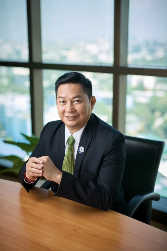 ไพศาล หงษ์ทอง รองผู้จัดการธนาคารเพื่อการเกษตรและสหกรณ์การเกษตร 