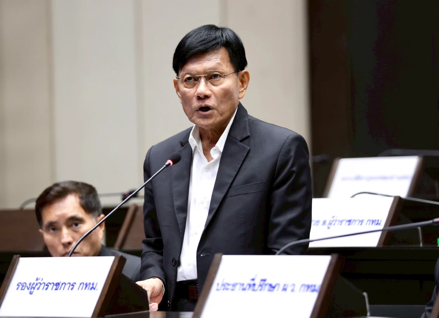 "ชัชชาติ" ของบเพิ่ม 4 พันล้าน จ่ายหนี้เดินรถไฟฟ้า "สายสีเขียว"