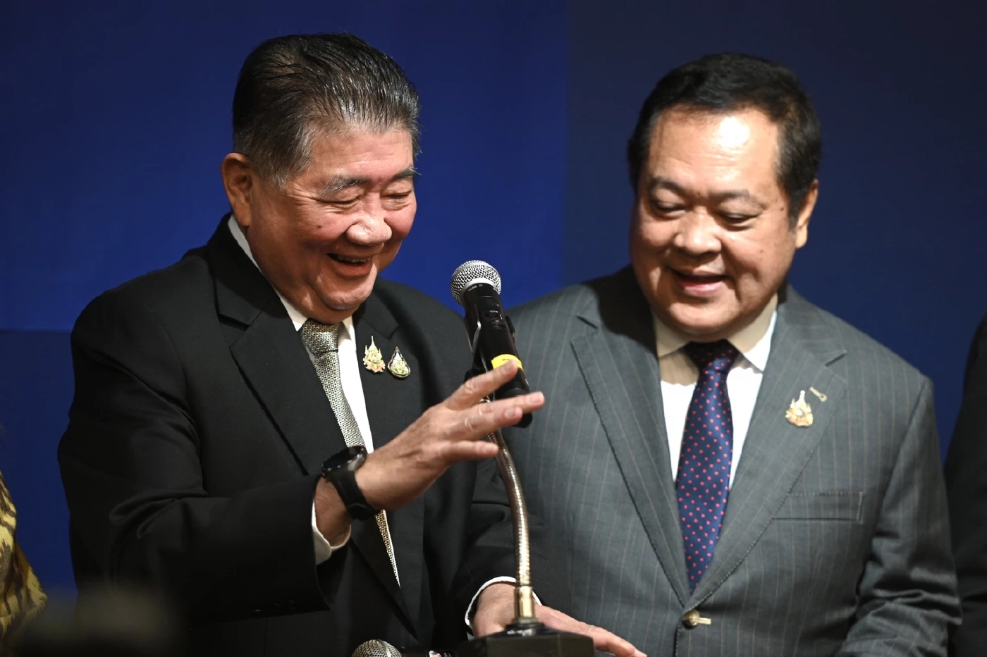 พท.-ประชาชาติ ระทึก! ศาลนัดอ่านคำวินิจฉัยคดีแทรกแซงคดีฮั้ว สว.