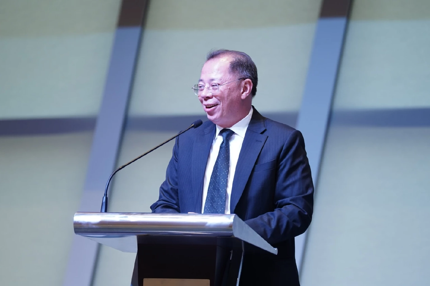 ดร.จุฬา สุขมานพ เลขาธิการคณะกรรมการนโยบายเขตพัฒนาพิเศษภาคตะวันออก 