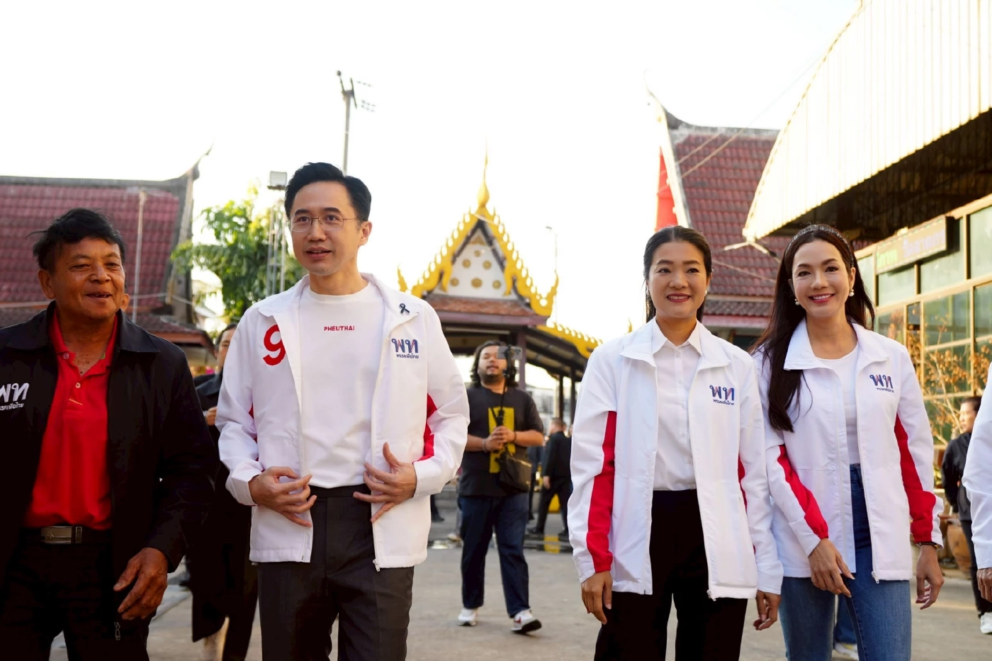 “ธีรรัตน์” โต้ "พรรคส้ม" โจมตีเป็น สส.ไม่มีผลงาน ยันทำเอาไว้เพียบ