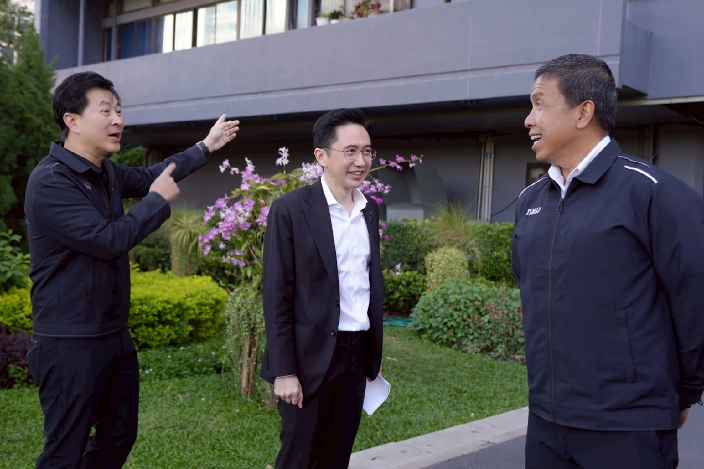 "ยศชนัน" หารือ "ชัชชาติ" เชื่อมต่อรัฐบาลอย่างไร้รอยต่อ - ดันรถไฟฟ้า 20 บาท  - แก้ปัญหายาเสพติด