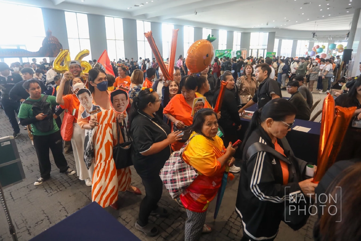 เปิดครบทีมบริหาร 4 รองนายกฯ ปชน. ปราศรัยใหญ่ ชู 12 ภารกิจ รบ.ประชาชน