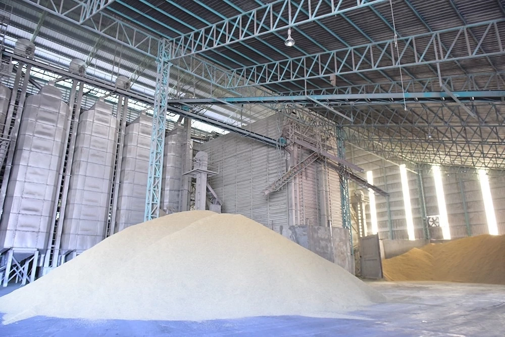 พาณิชย์ปลื้มส่งออกข้าวทะลุเป้า 7.9 ล้านตัน มูลค่า 1.48 แสนล้าน