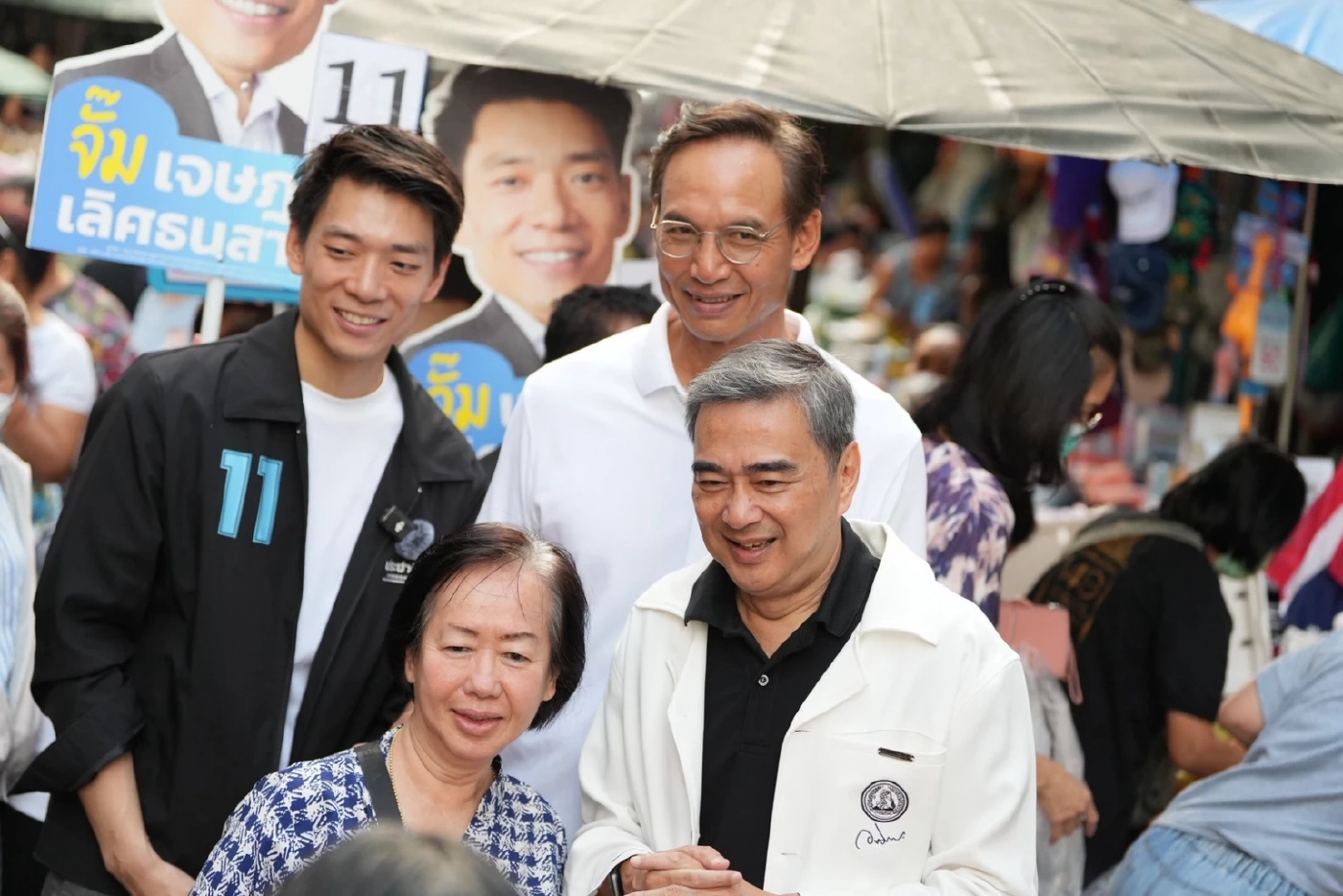 "อภิสิทธิ์-กรณ์" คืนถิ่น "สาทร" ช่วย "ดร.จั๊ม-เจษฎา" หาเสียง