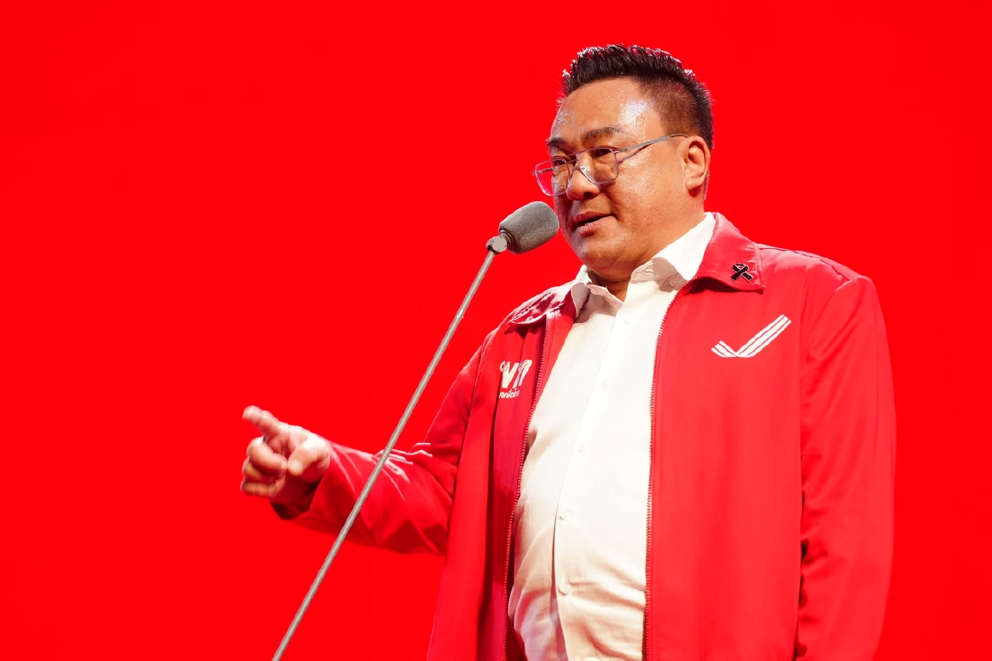 "จุลพันธ์" โต้ข่าวแจกเงิน ยันนโยบาย "เศรษฐีเงินล้าน" คือการลงทุนด้านข้อมูล