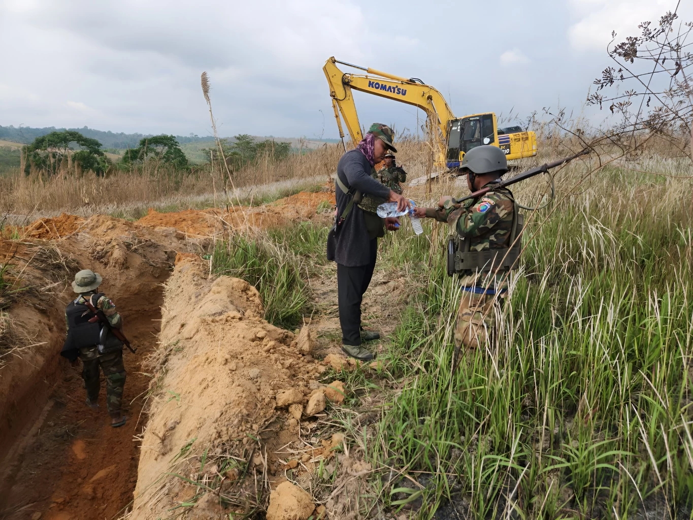 กองทัพเรือ แจงชัด "กัมพูชา" ขุด "คูเลต" ในแดนตัวเอง ไม่กระทบอธิปไตยไทย ย้ำชายแดนยังสงบ