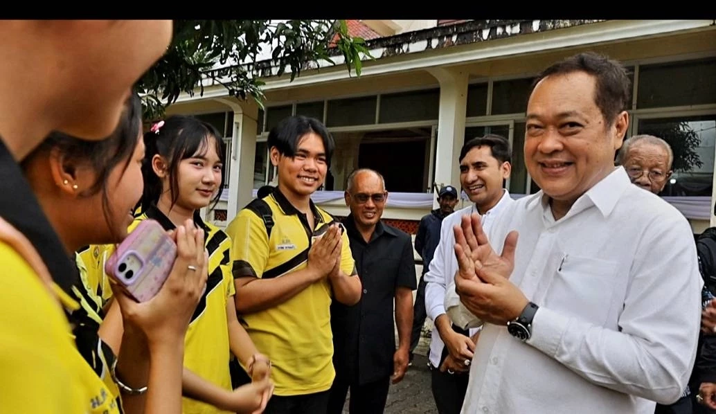 “ทวี” นำชาวนราธิวาส-มาเลย์ ร่วมมุทิตาจิต 88 ปี “เจ้าคุณพระธรรมวัชรจริยาจารย์”