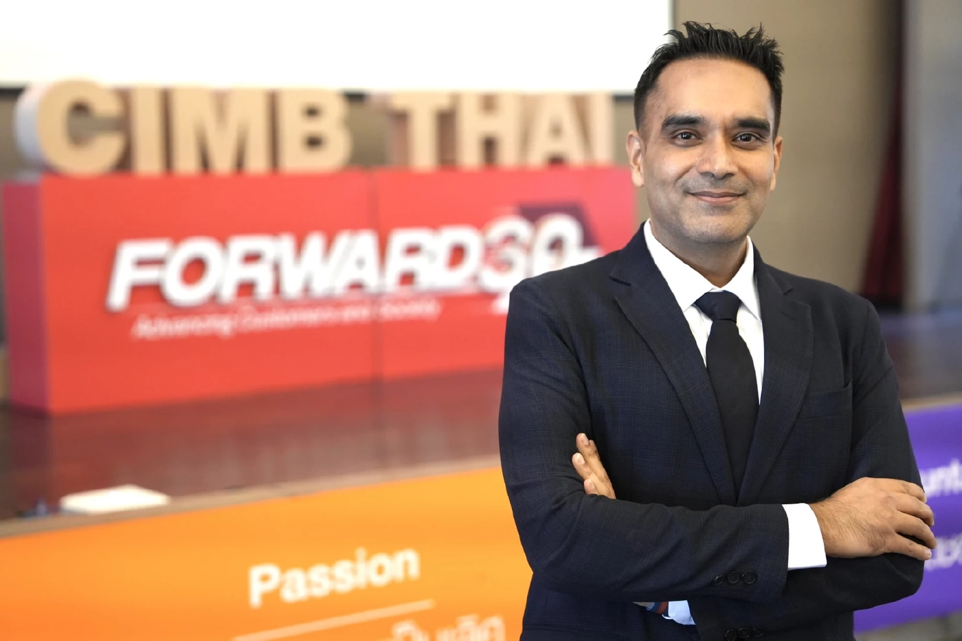 ดร.อมรเทพ จาวะลา ผู้ช่วยกรรมการผู้จัดการใหญ่ ผู้บริหารสำนักวิจัย ธนาคาร ซีไอเอ็มบี ไทย 