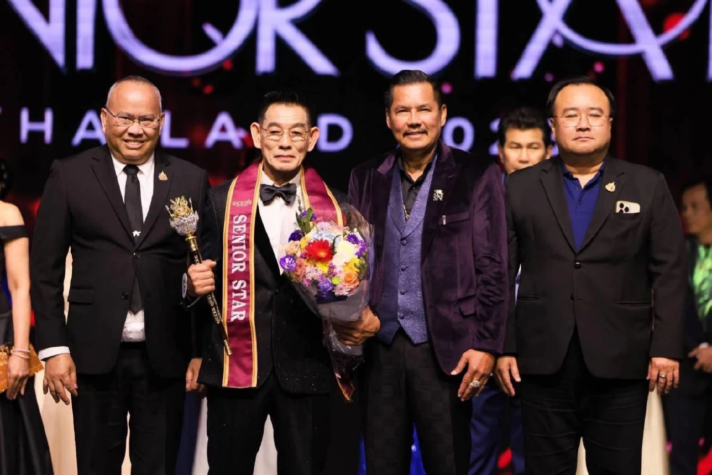 ดาววัยเก๋า! “แม่วรรณ–พ่อแดง” คว้ามงกุฎ Senior Star Thailand 2025