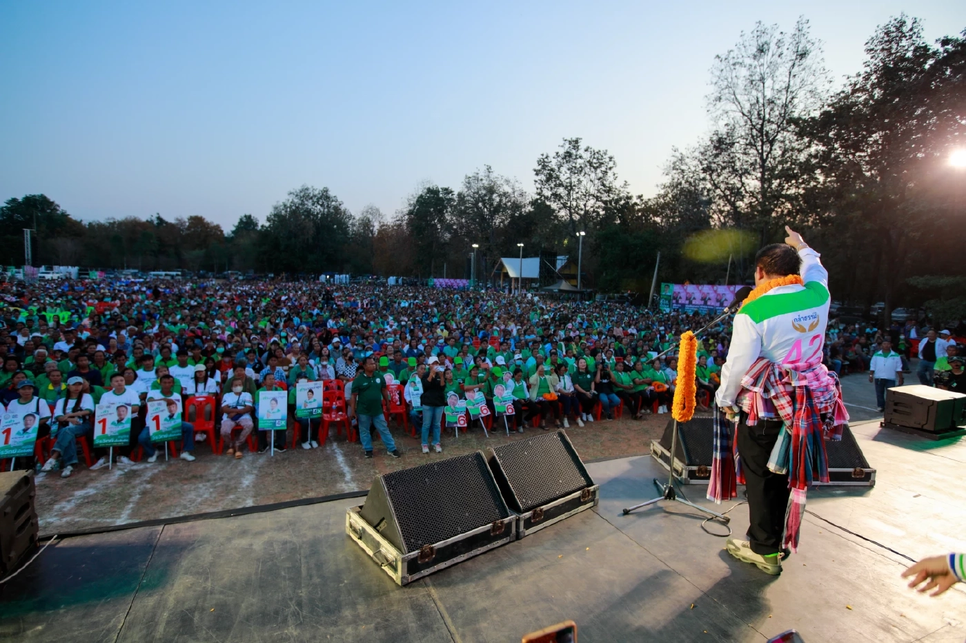 ผู้กองธรรมนัส ลุยโคราช กางแผนปฏิรูปที่ดิน แก้หนี้เกษตรกร – ครู
