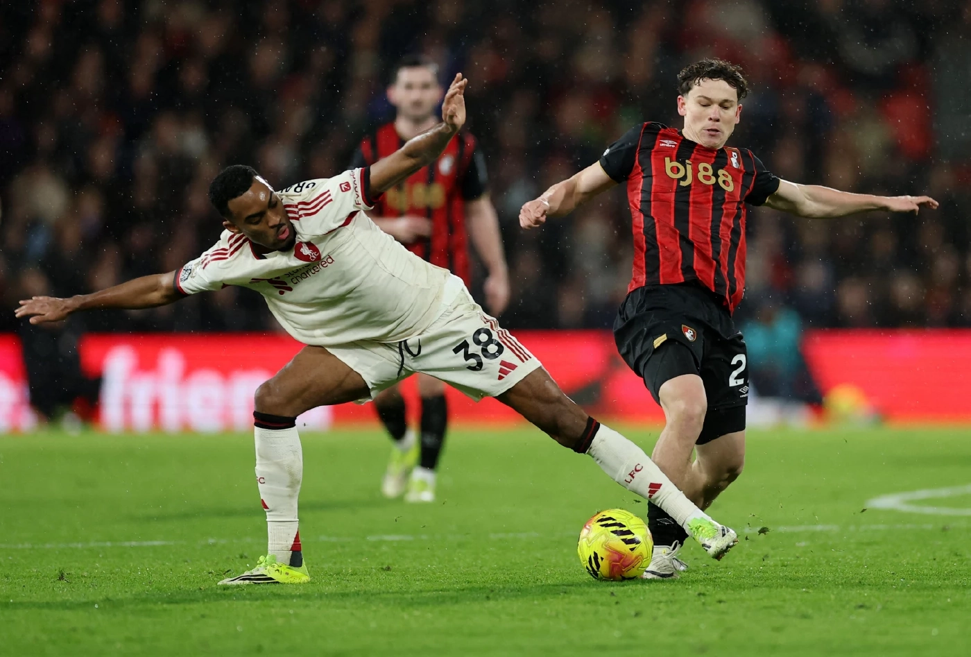 ประเด็นฮอตพรีเมียร์ลีกสัปดาห์นี้: แมนฯ ซิตี้ ต้องปรับทัพดวลสเปอร์ส - หงส์รับมือสาลิกา