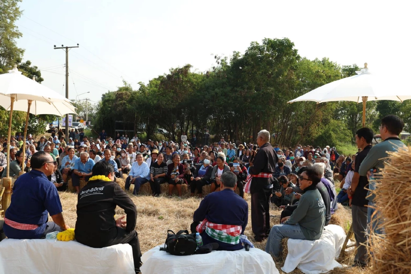 "อภิสิทธิ์" เตือนสติซื้อเสียงแลกอนาคตชาติวันละบาท 4 ปีไม่คุ้ม