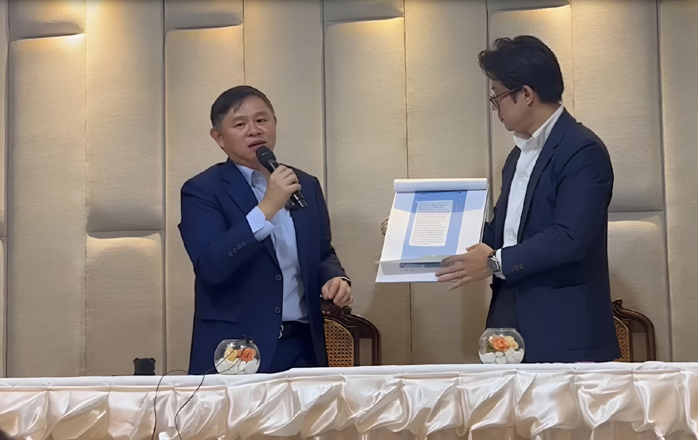 เปิดคลิป! "ทนายแก้ว" แจงปมฉาว "สาว19" ยอมรับคิดน้อย หอมกอดจูบ ในรถจริง