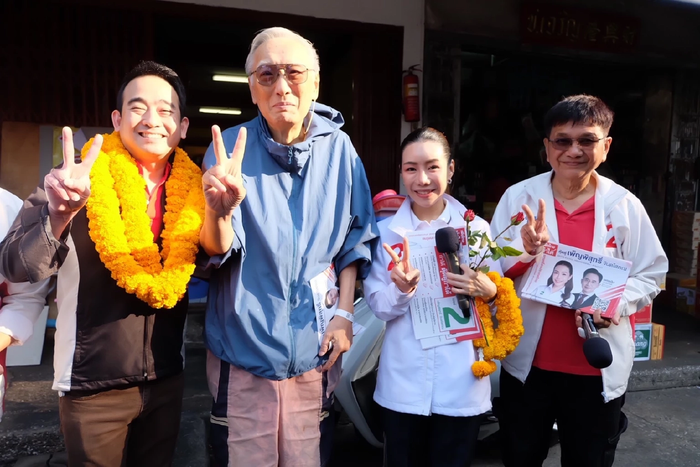 “เผ่าภูมิ” ลุยยานนาวา–บางคอแหลม หนุน “เพ็ญพิสุทธิ์” ขอคะแนน